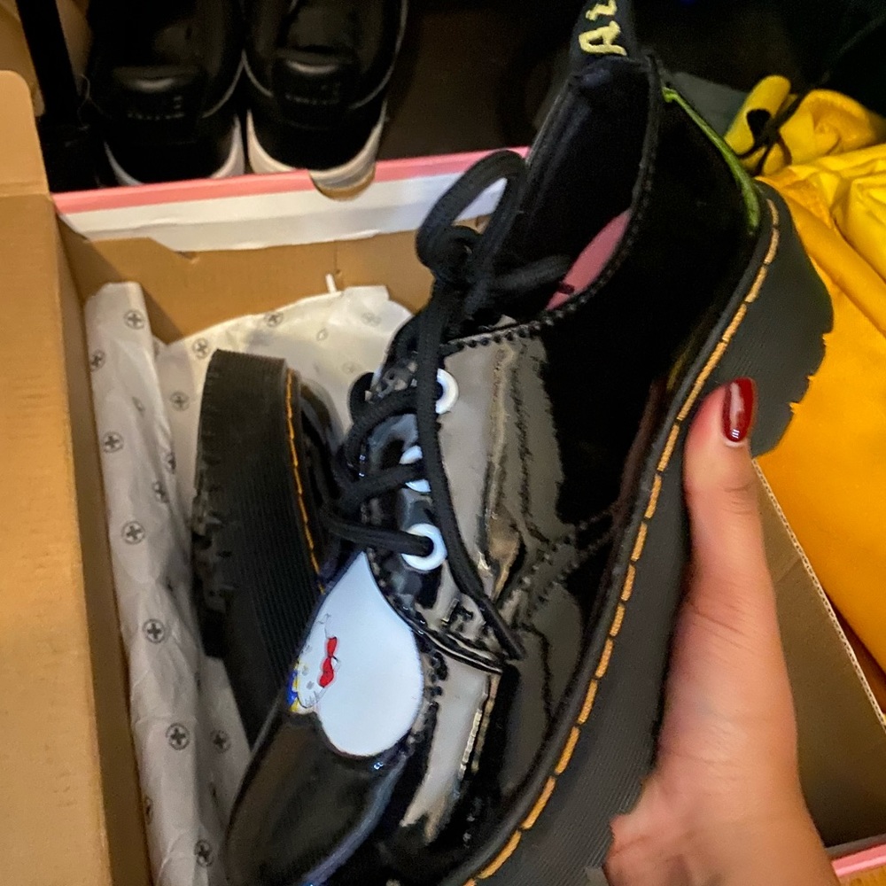 Dr. Martens x Hello Kitty 1461 Quad Platform Oxfords